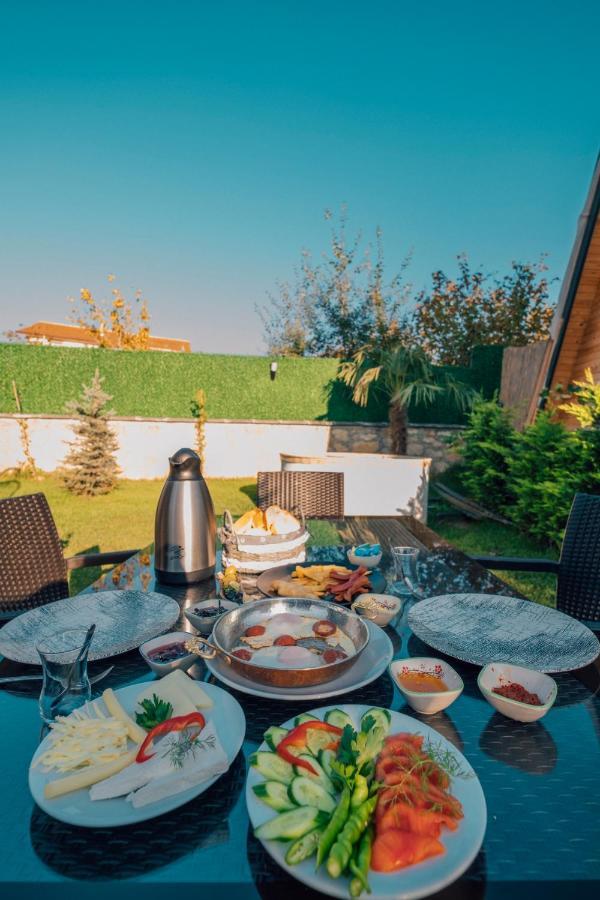 Karmatte Bungalow Kartepe Eksteriør billede